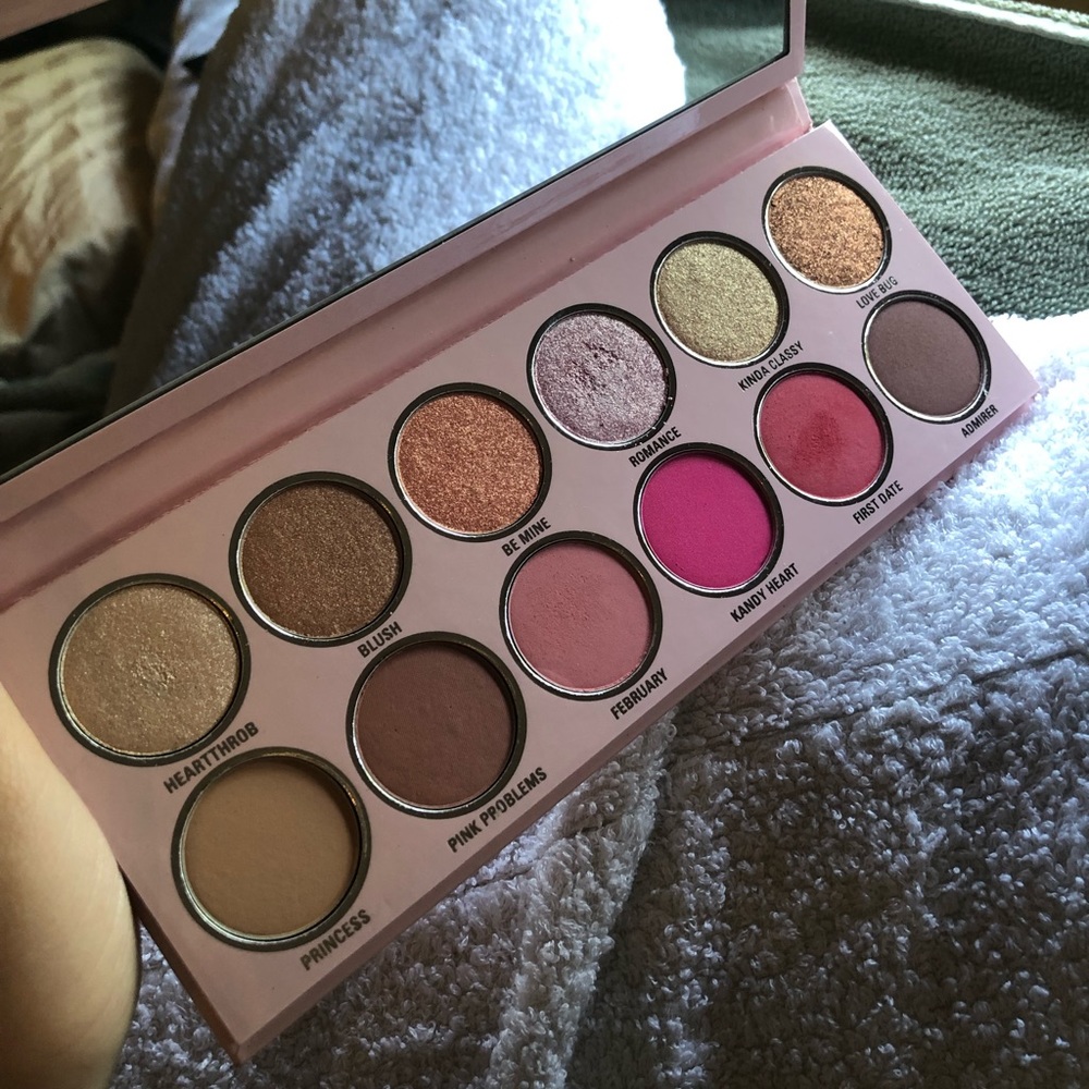 Kylie Cosmetics Valentines Eyeshadow Palette 2019